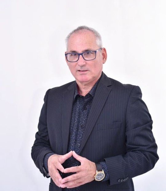 Retrato de Luis Hermo, Master Coach en Liderazgo e Inteligencia Emocional